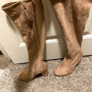 Size 9, used in good condition